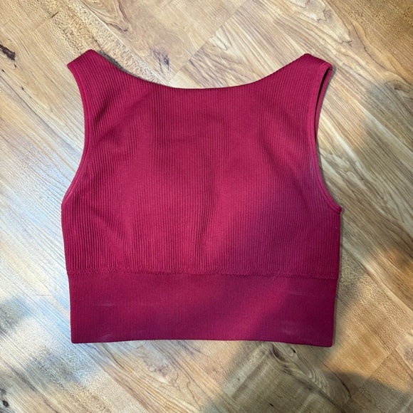 Zella Red Classic Cropped Rib Tank Woman’s Sports Tank - Picture 1 of 5